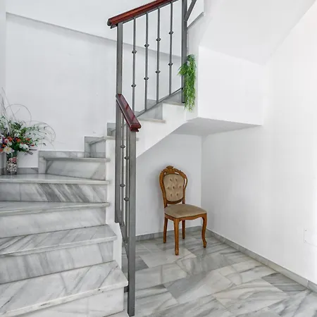 Castillo Sohail Townhouse Near The By Costarentals - Ref 101 Appartement