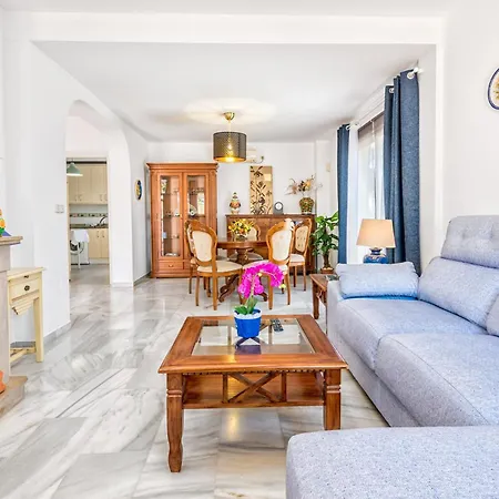 Castillo Sohail Townhouse Near The By Costarentals - Ref 101 Appartement *